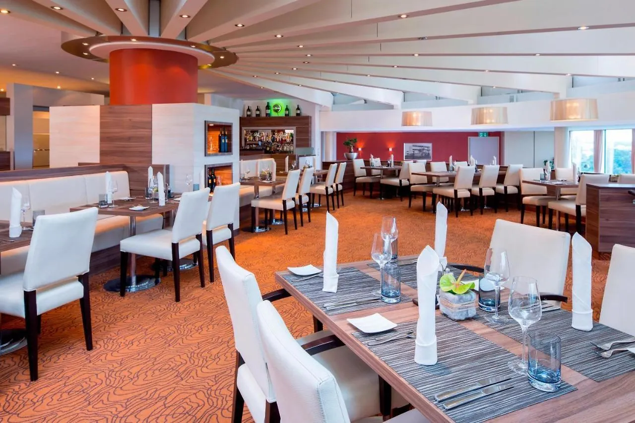 Sheraton Duesseldorf Airport Hotel 4*, Dusseldorf