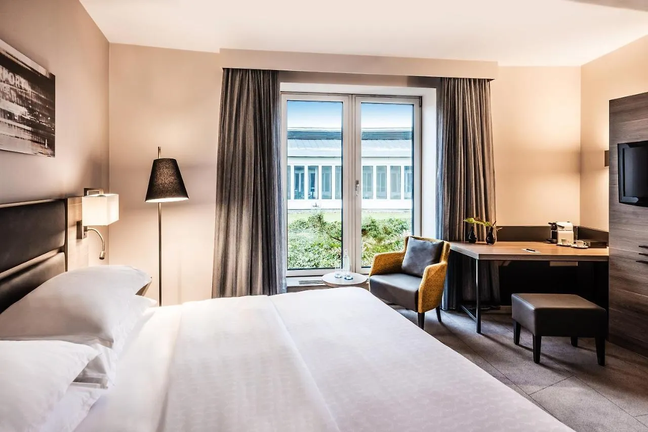 ****  Sheraton Duesseldorf Airport Hotel Germany