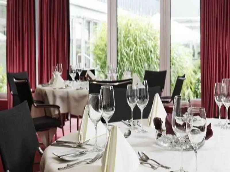 Sheraton Duesseldorf Airport Hotel  Dusseldorf