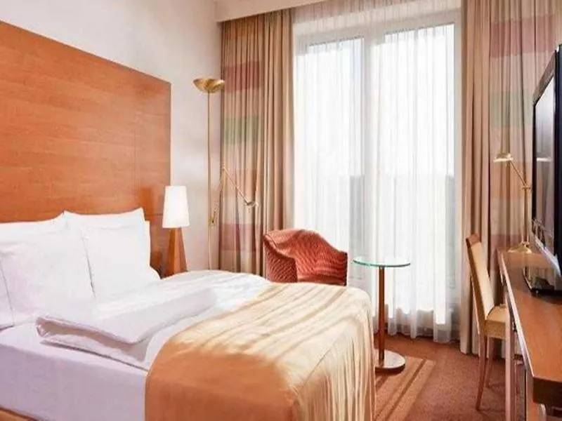 Sheraton Duesseldorf Airport Hotel Dusseldorf