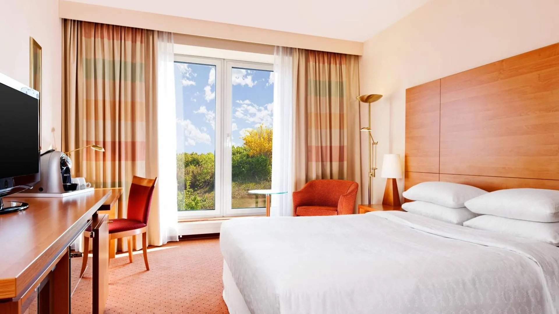 Sheraton Duesseldorf Airport Hotel
