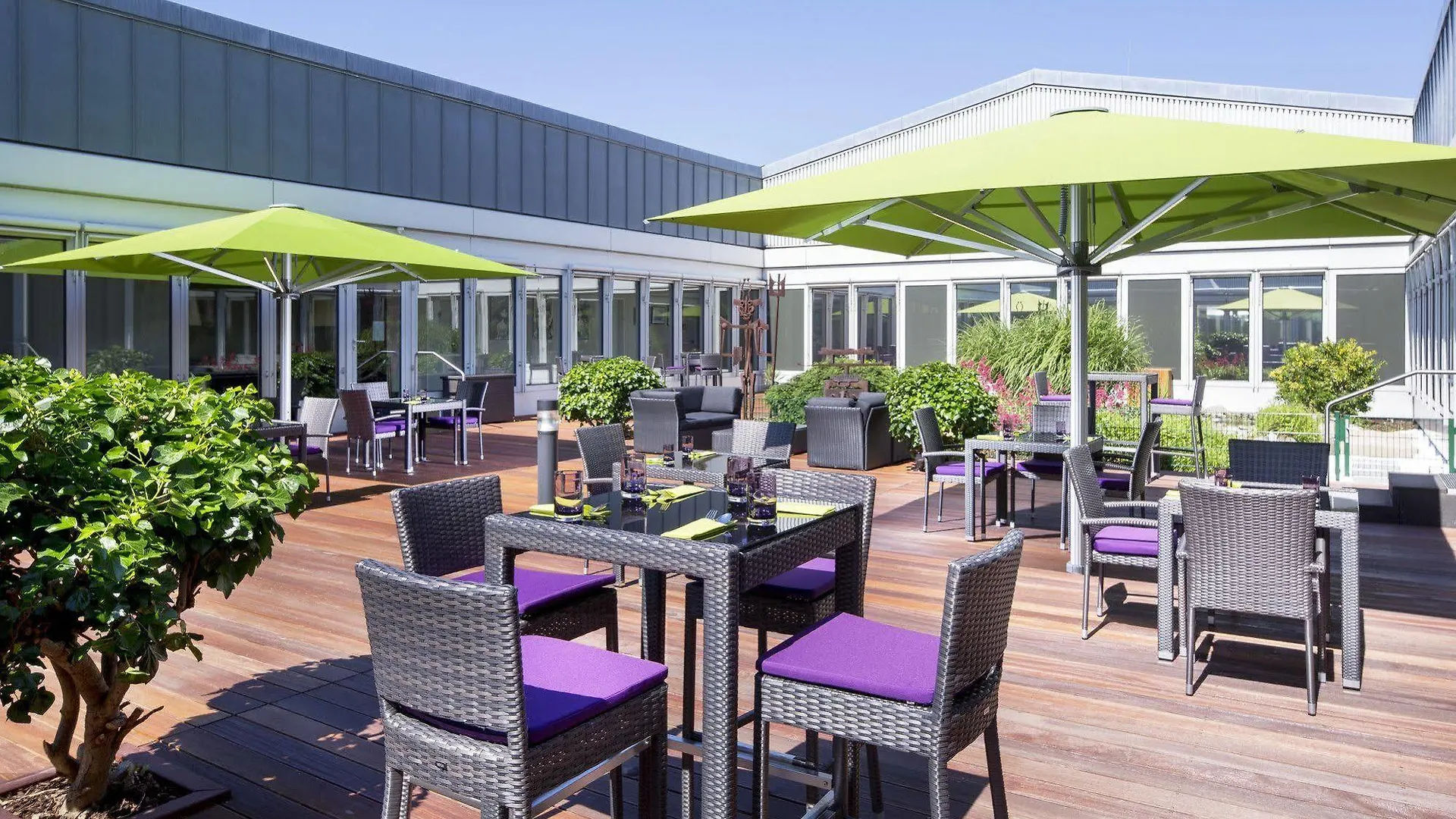 Sheraton Duesseldorf Airport Hotel location